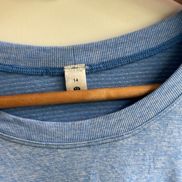 Lululemon Swiftly Tech Long Sleeve Top 14 - Picture 2 of 5